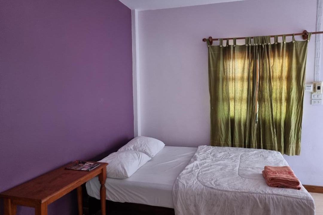 Photo of Bedroom in Ko Sichang