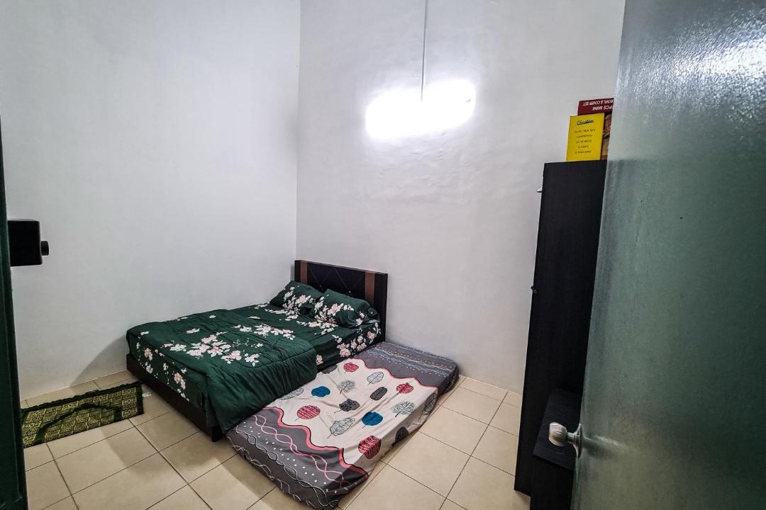 Photo of Bedroom in Temerloh