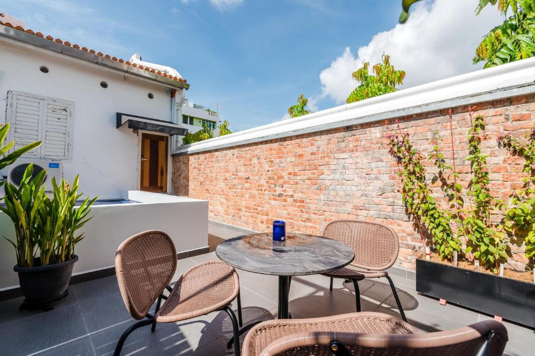Photo of Patio Balcony in Chinatown