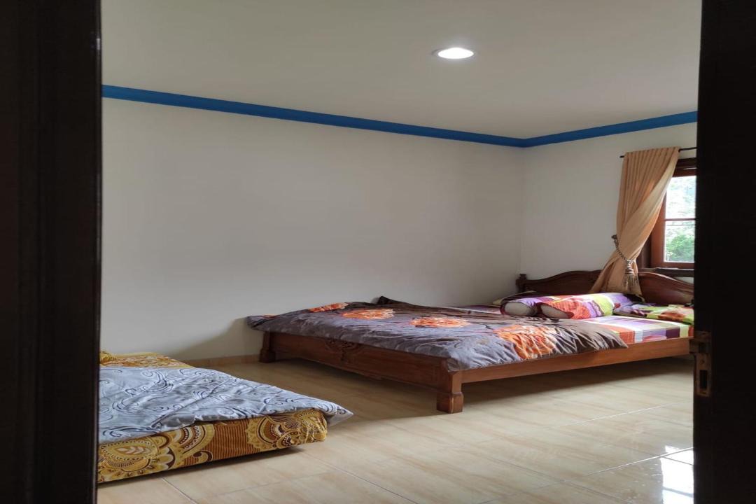 Photo of Bedroom in Hargomulyo