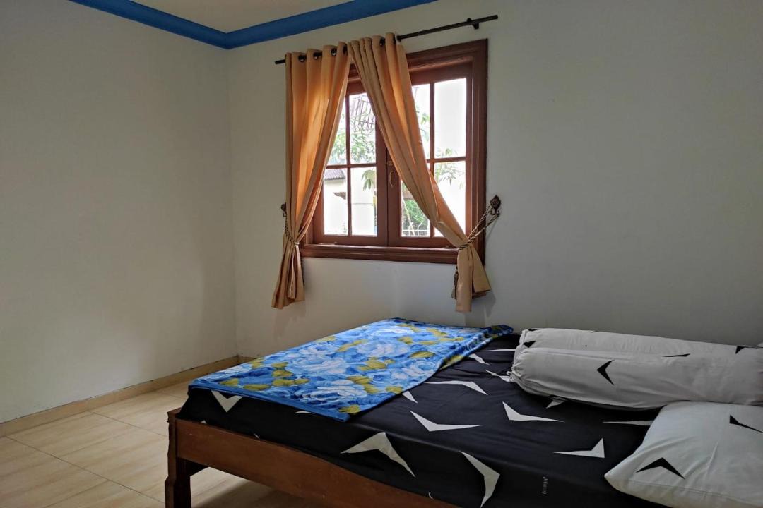 Photo of Bedroom in Hargomulyo
