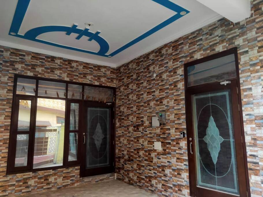 Photo of Buildings in Dehradun