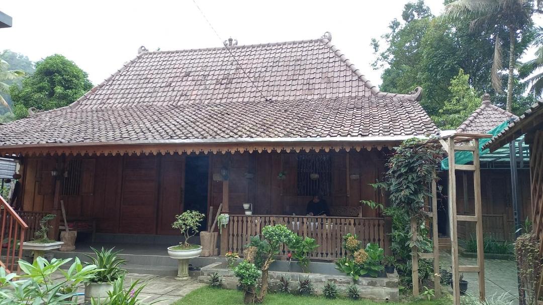 Photo of Buildings in Ponorogo
