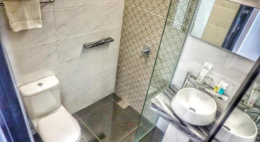 Photo of Bathroom in Taman Perling
