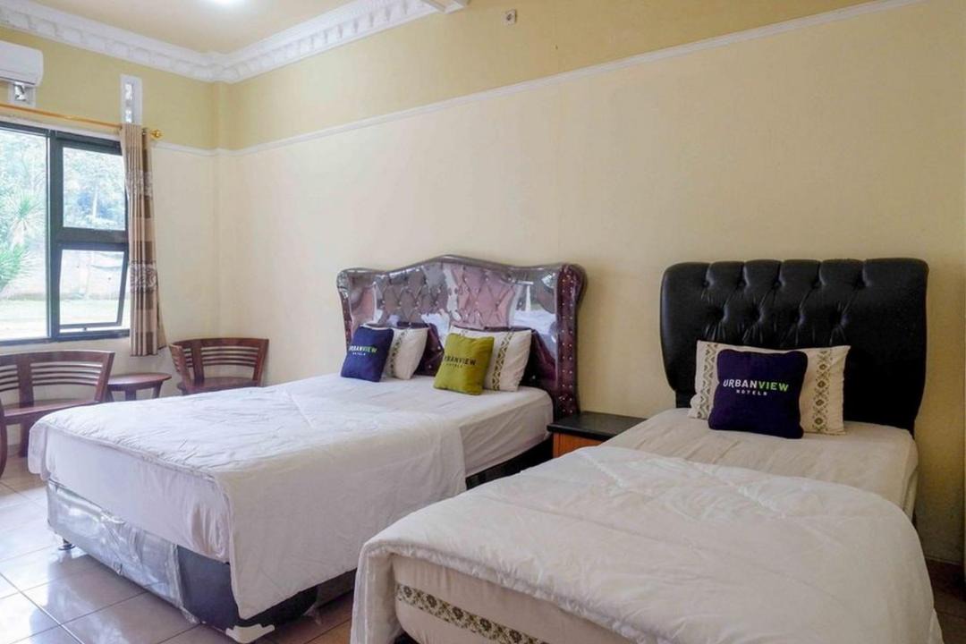 Photo of Bedroom in Bandungan