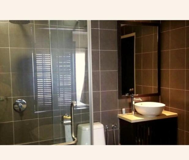 Photo of Bathroom in Banting