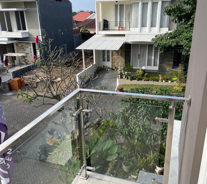Photo of Buildings in Dinoyo