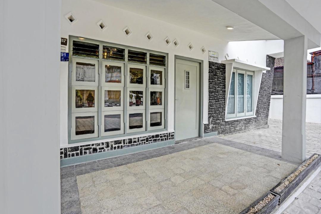 Photo of Buildings in Blitar