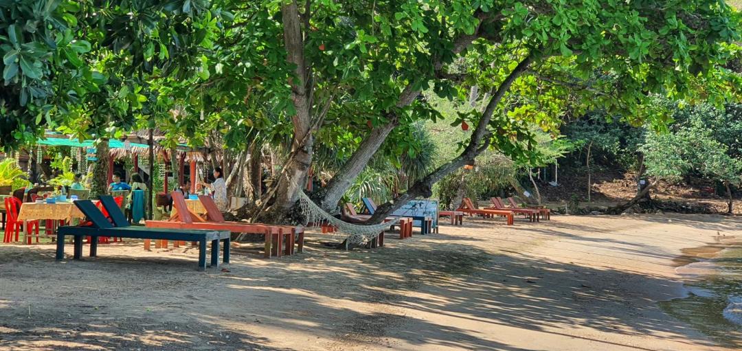 Photo of Others in Koh Tonsay