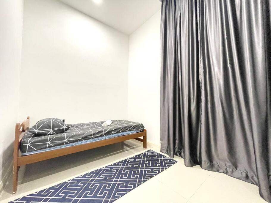Photo of Bedroom in Medini