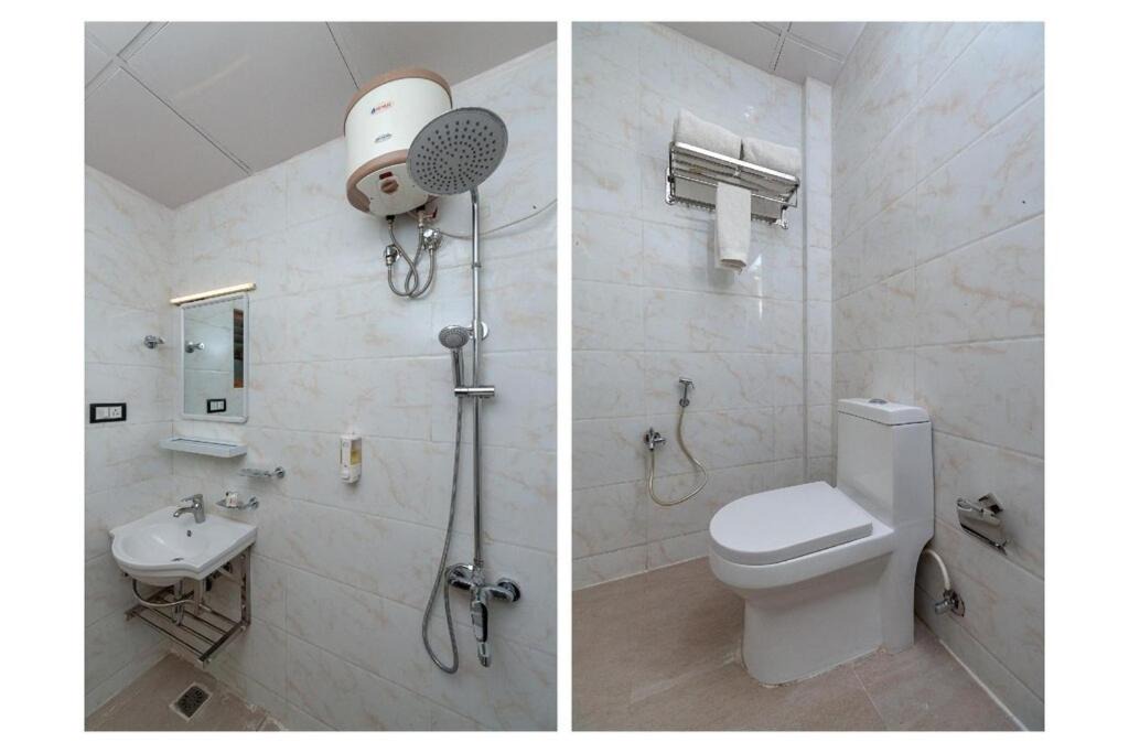 Photo of Bathroom in Thousand Lights