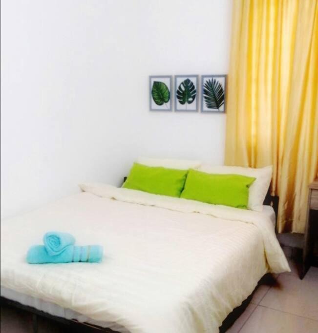 Photo of Bedroom in Bandar Penawar