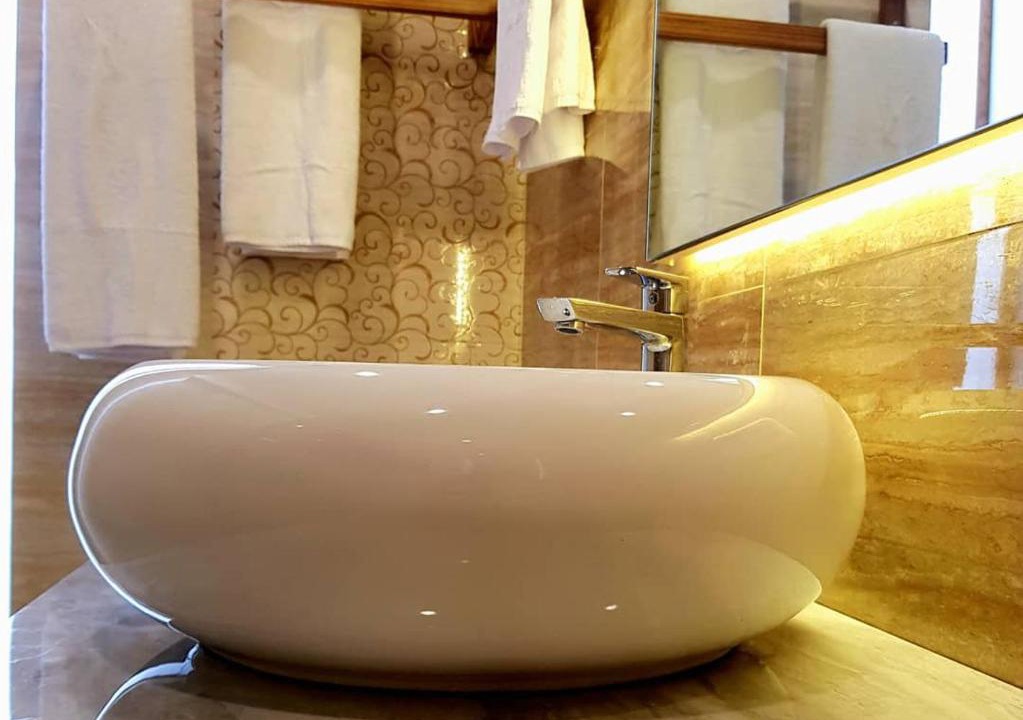 Photo of Bathroom in Kalibukbuk
