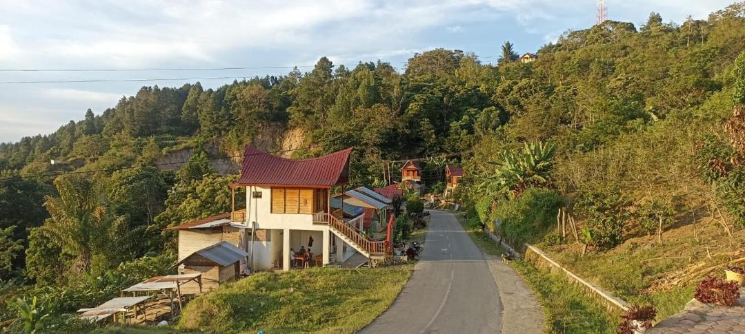 Photo of Others in Parmonangan