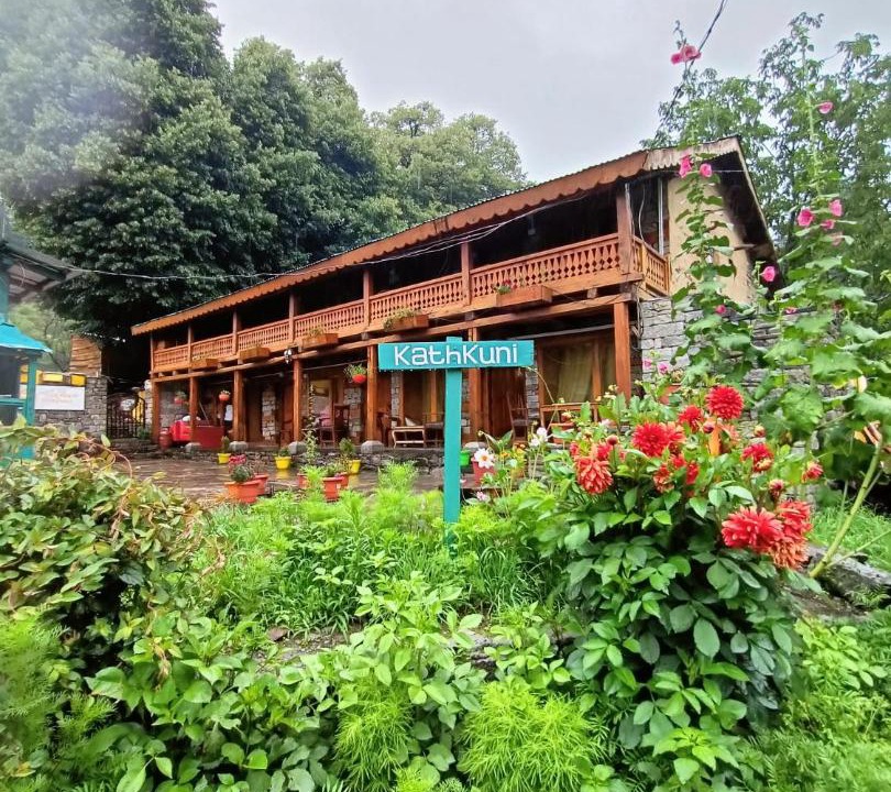 Photo of Buildings in Old Manali