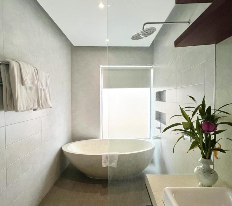 Photo of Bathroom in Sangkat Sla Kram