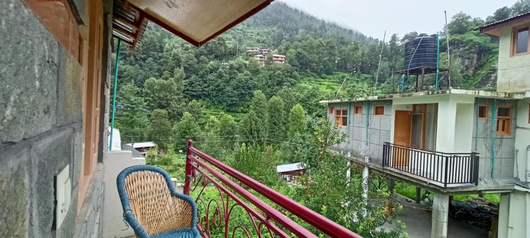 Photo of Others in Old Manali