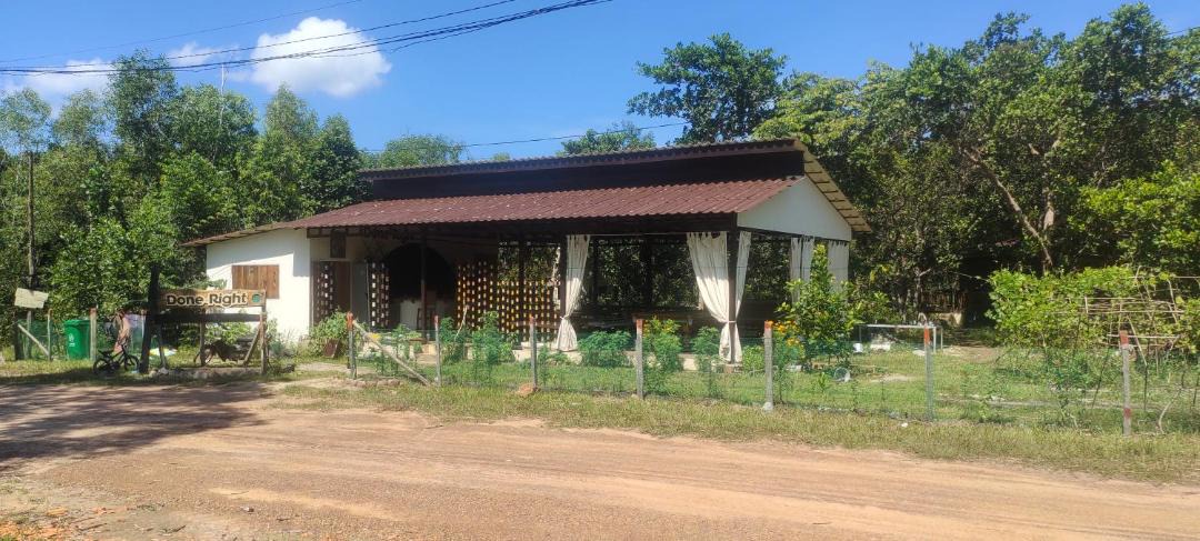 Photo of Buildings in Srae Ambel