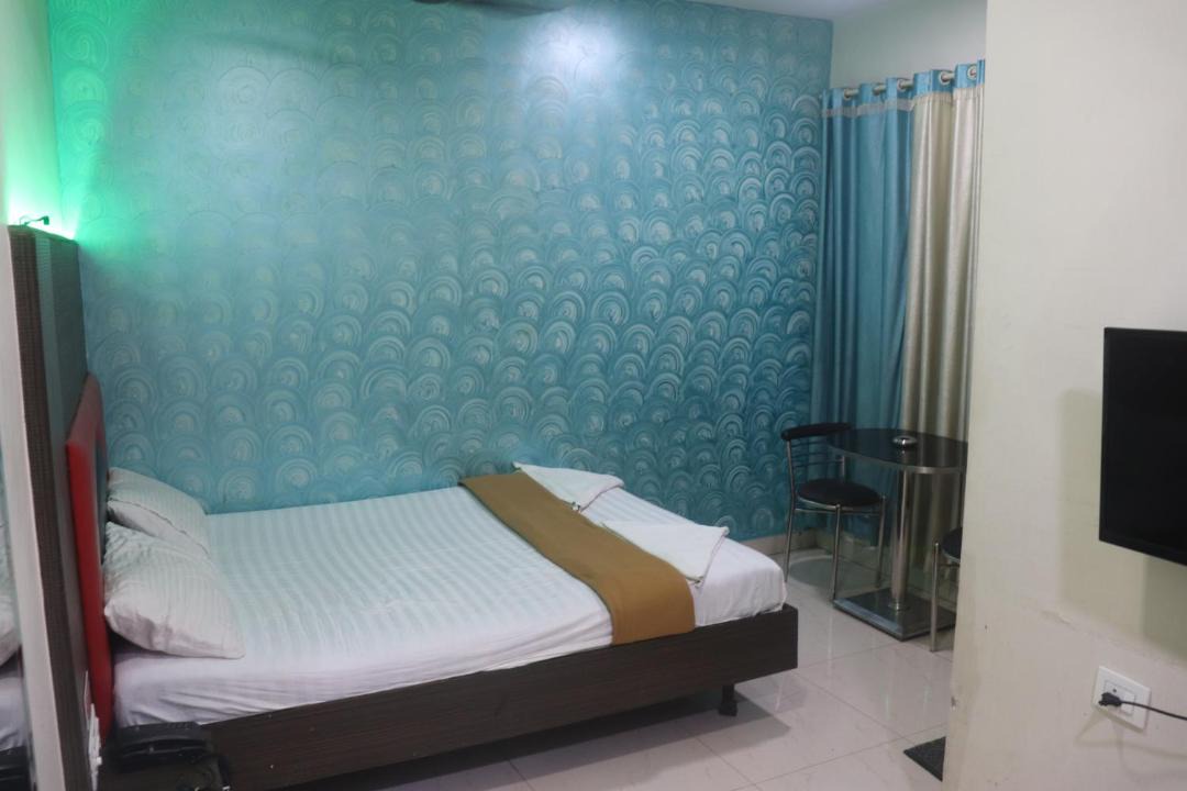 Photo of Bedroom in Mira Road East