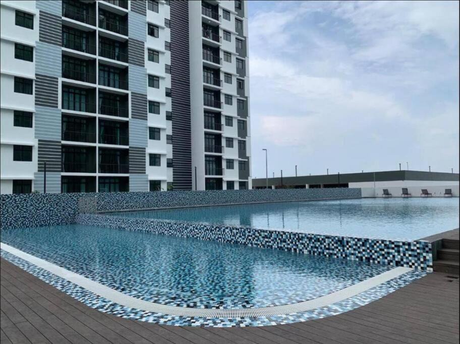 Photo of Buildings in Bandar Penawar