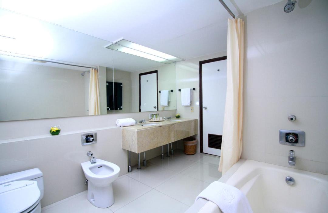 Photo of Bathroom in Senayan