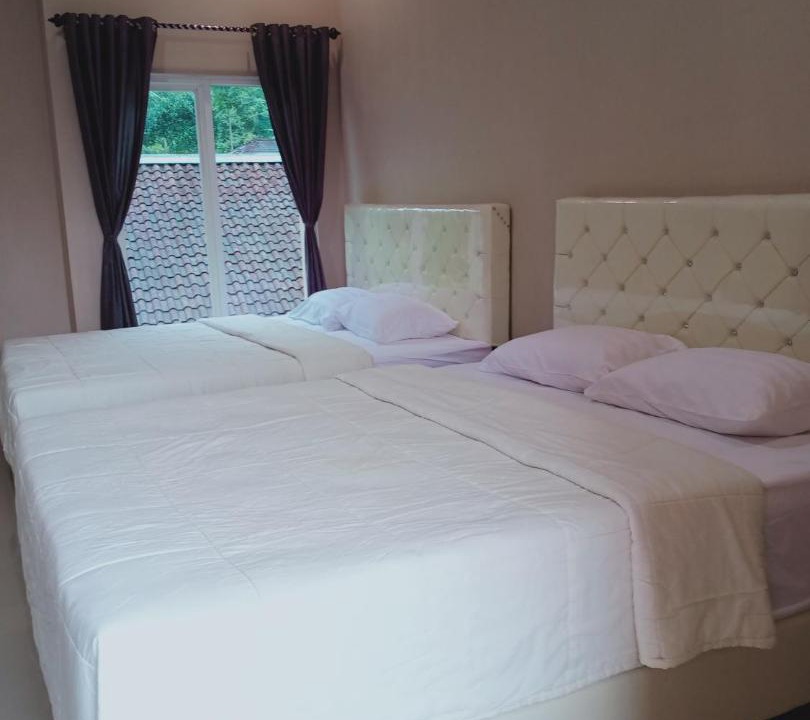 Photo of Bedroom in Hargomulyo