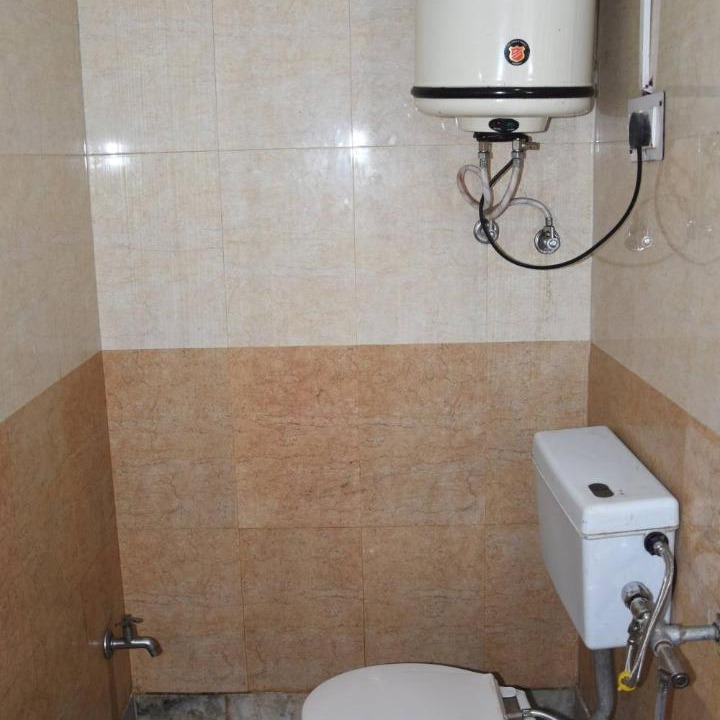Photo of Bathroom in The Mall Road