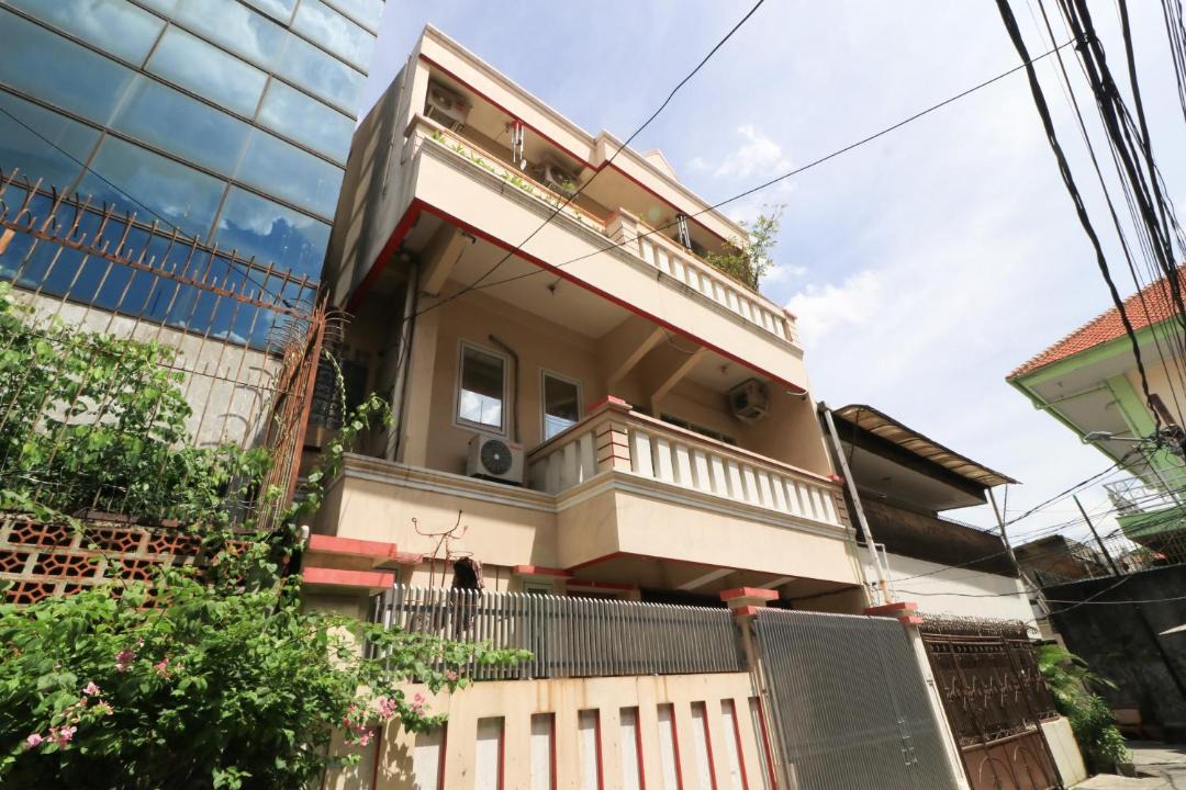 Photo of Buildings in Gambir