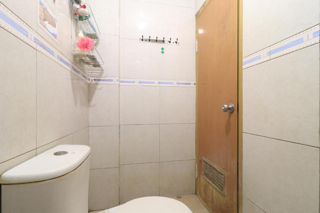 Photo of Bathroom in Gambir