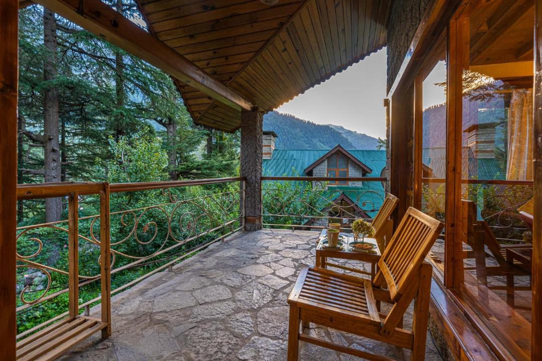 Photo of Others in Old Manali