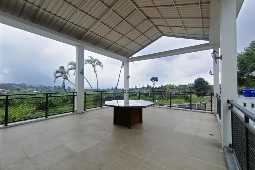 Photo of Patio Balcony in Cipanas