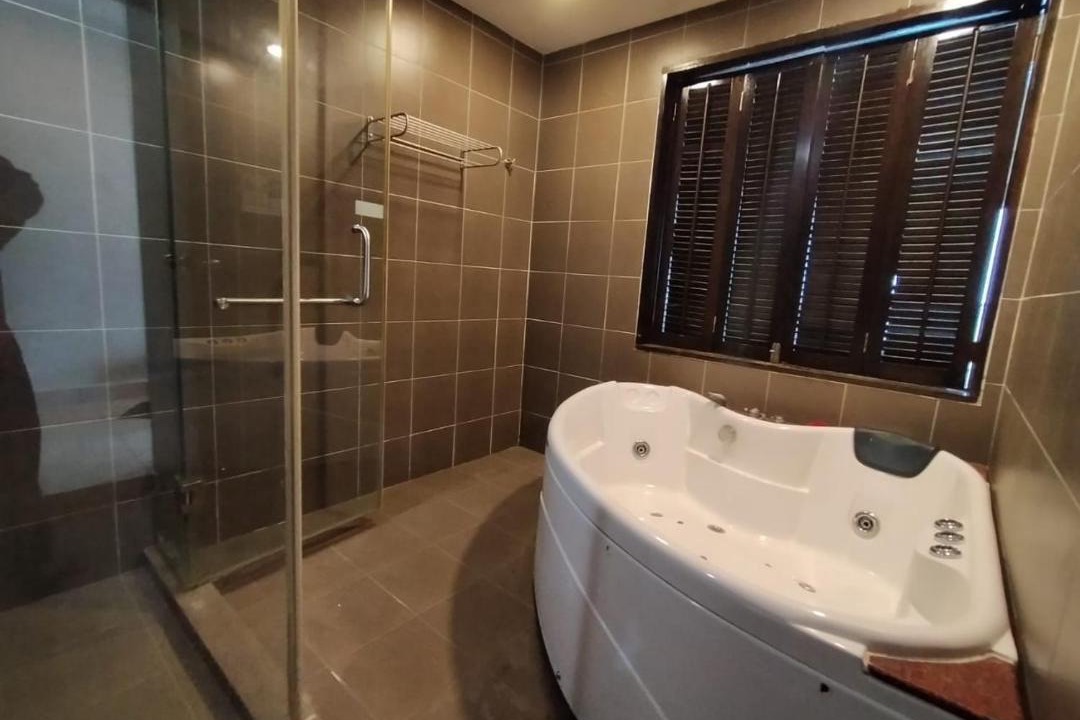 Photo of Bathroom in Endah