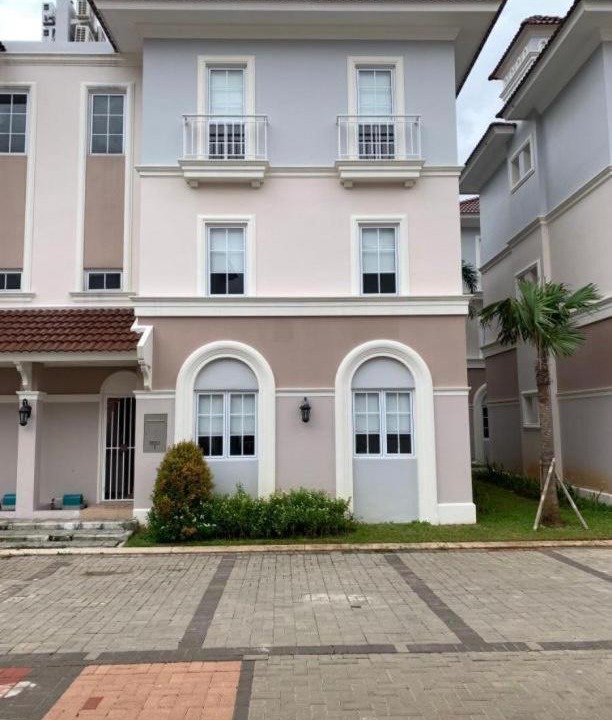 Photo of Buildings in Pagedangan