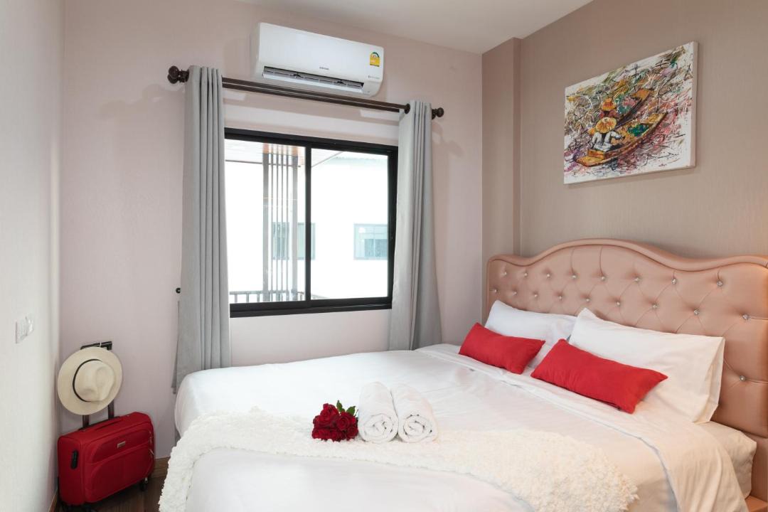Photo of Bedroom in Tha Sala