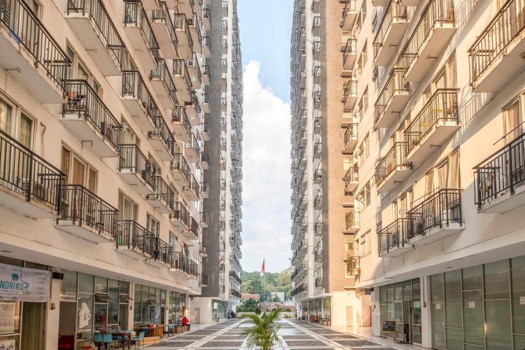 Photo of Buildings in Cipaganti