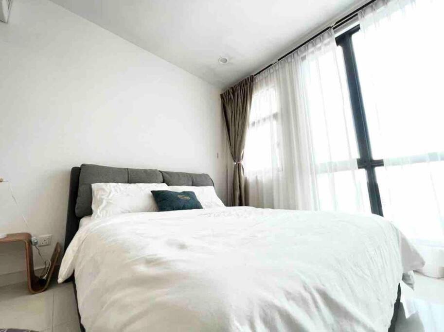 Photo of Bedroom in Central District