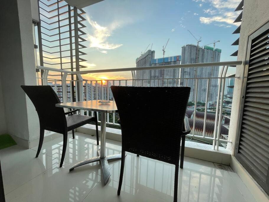 Photo of Patio Balcony in Taman Kobena
