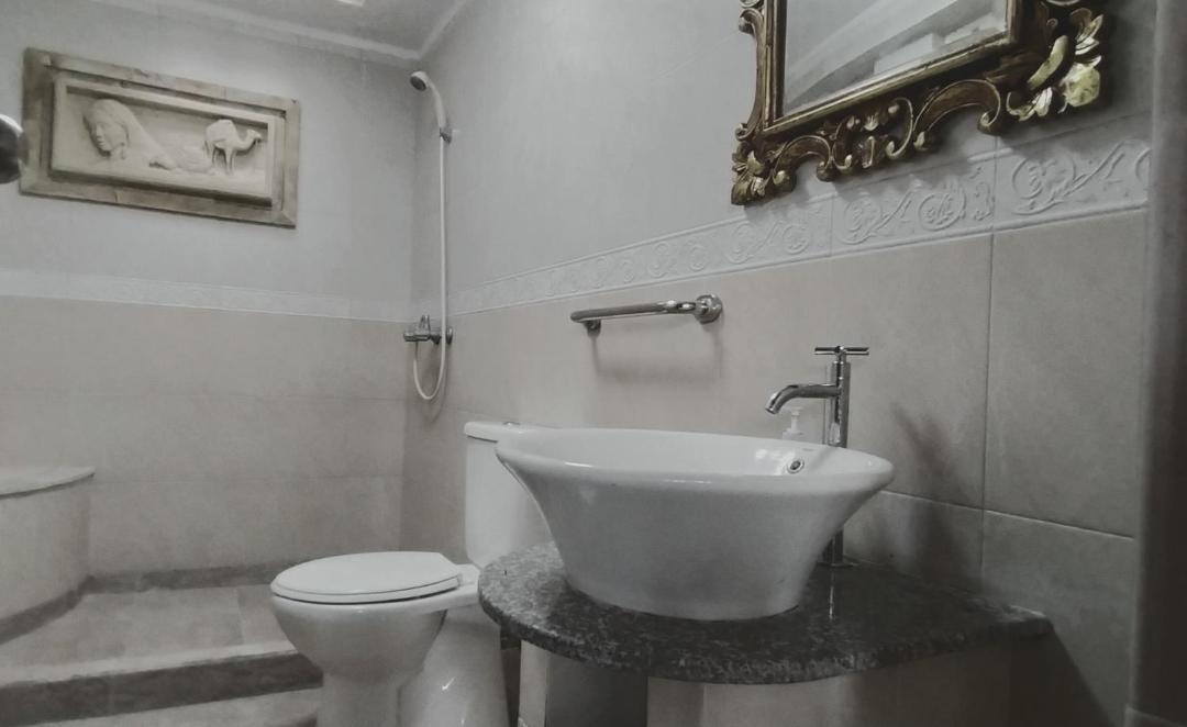Photo of Bathroom in Mumbul