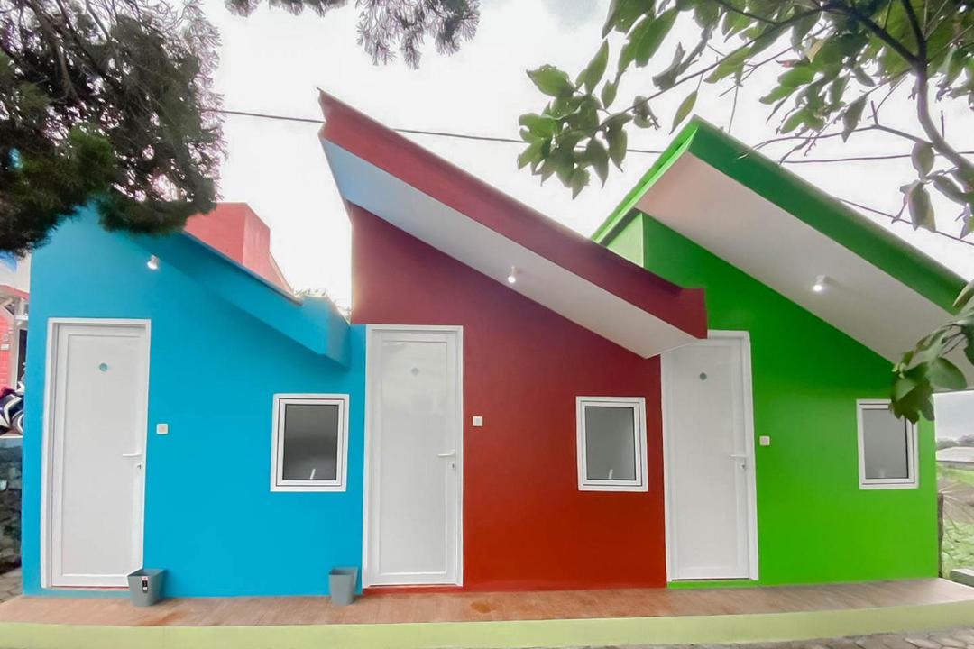 Photo of Buildings in Cibodas
