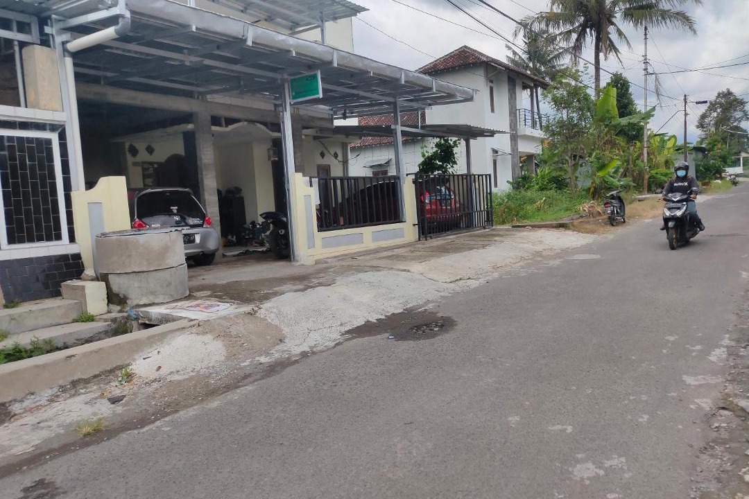Photo of Buildings in Ngemplak