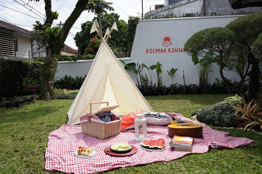 Photo of Outdoor in Hegarmanah