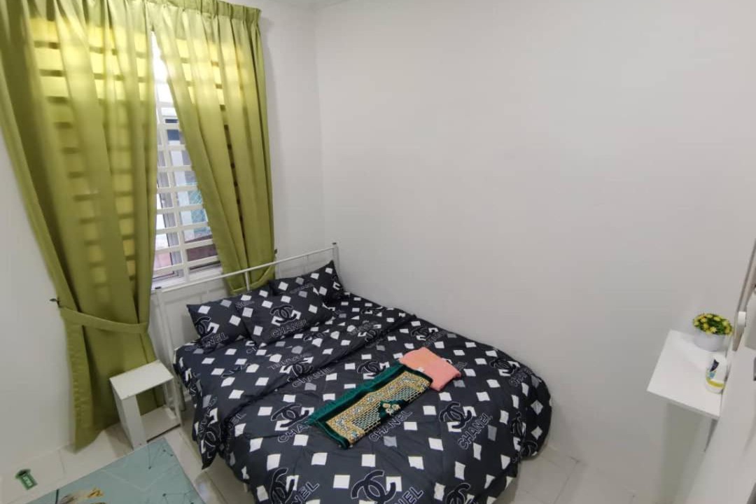 Photo of Bedroom in Kampong Raja