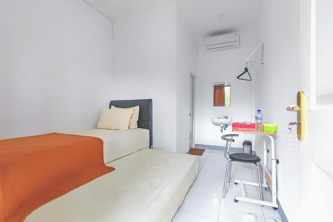 Photo of Bedroom in Waikabubak