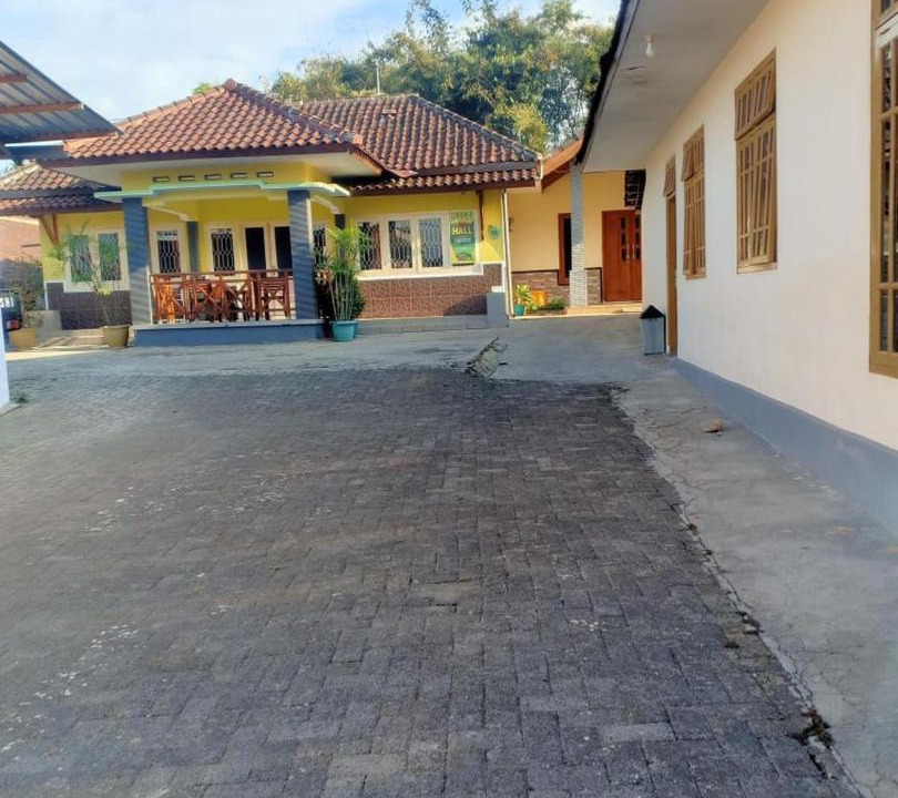 Photo of Buildings in Oro Oro Ombo