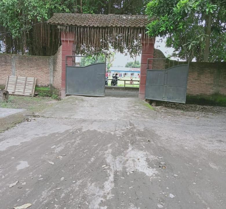 Photo of Buildings in Kecamatan Kuripan