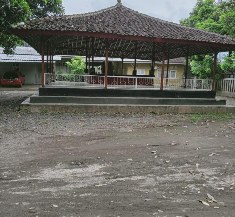 Photo of Buildings in Kecamatan Kuripan