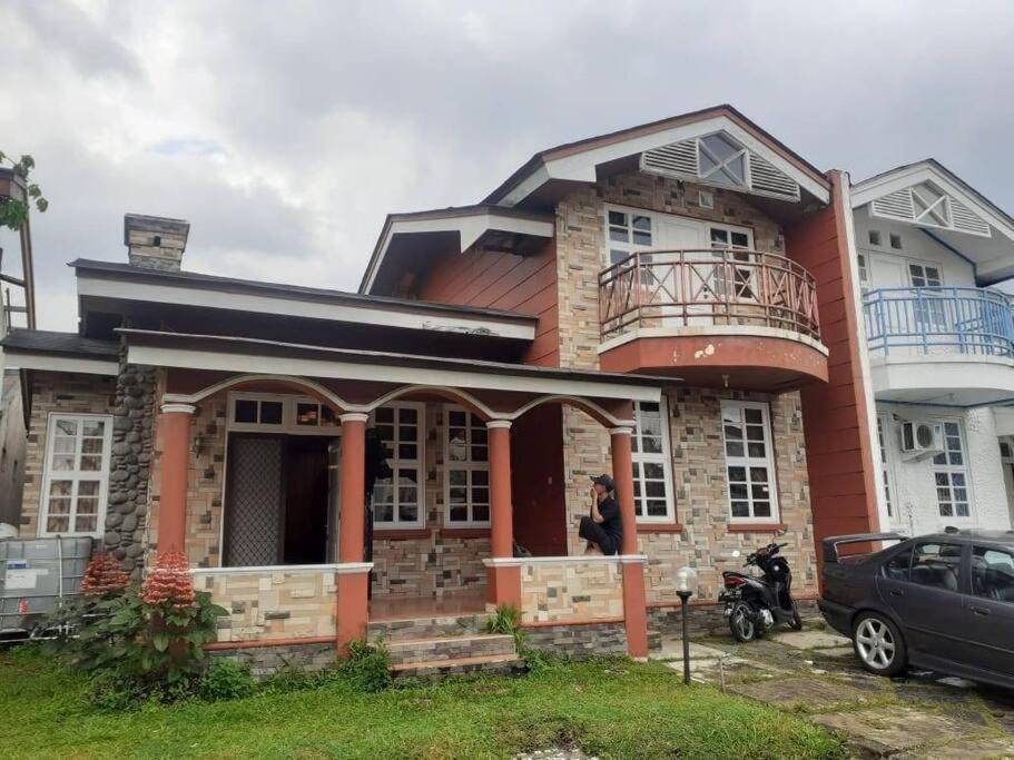 Photo of Buildings in Cipanas