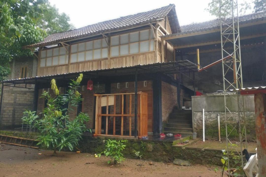Photo of Others in Muntuk