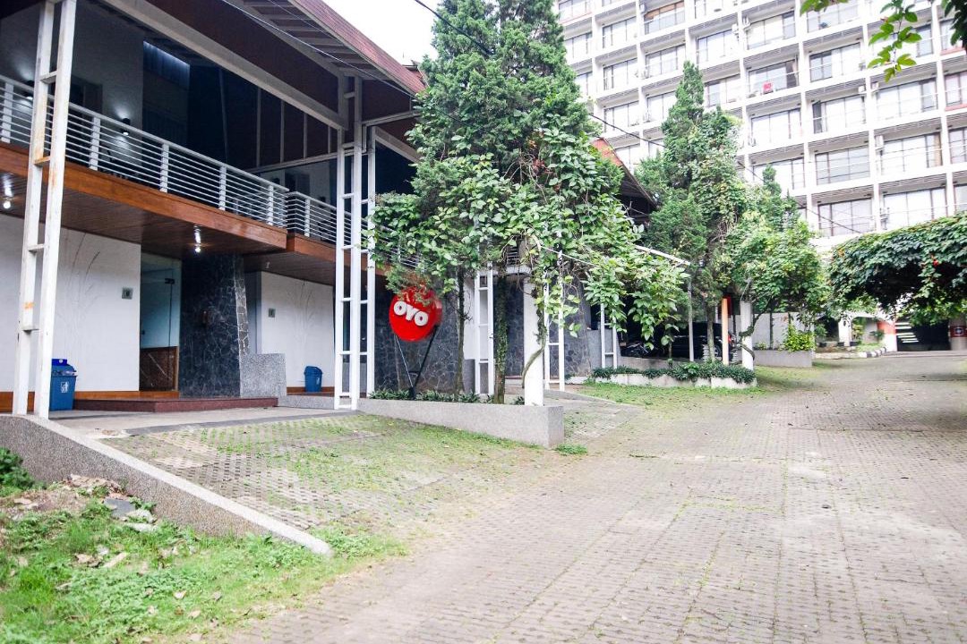 Photo of Buildings in Hegarmanah