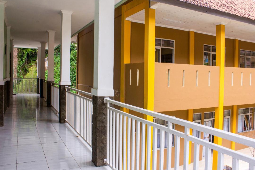 Photo of Buildings in Cimacan